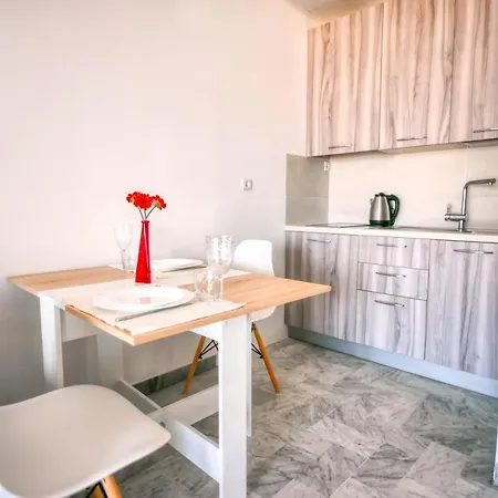 Apartment Charming Studio Sea View 2 Min Of The Beach Near Monaco *